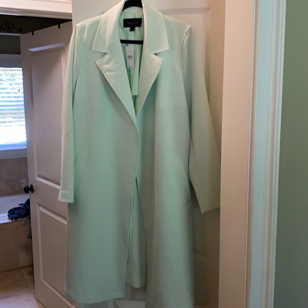 Ann Taylor Lightweight Trench Coat